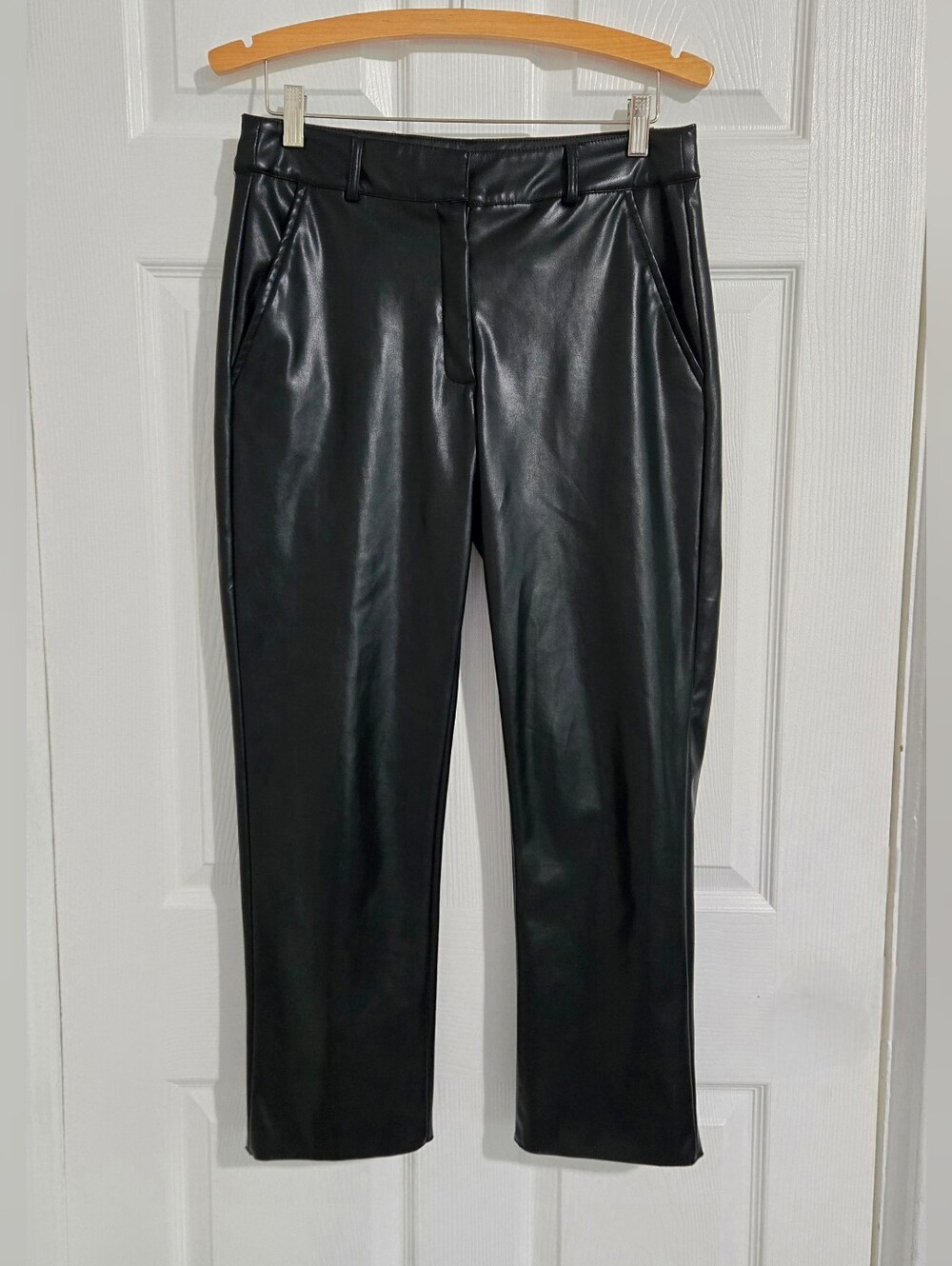 DÉLUC Black Faux Leather Pants Women Size Medium Straight Leg Trousers